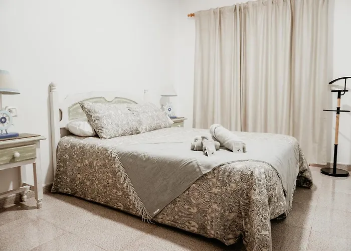 Casa Costas, Maretas *