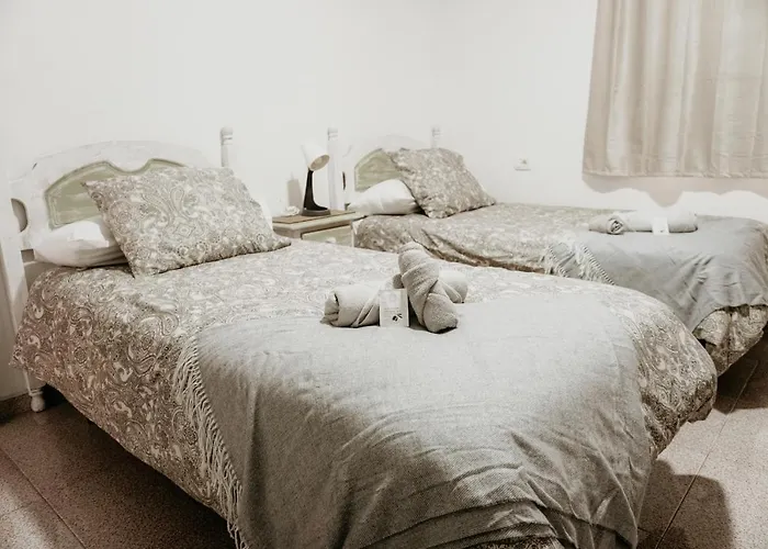 Casa Costas, Maretas *